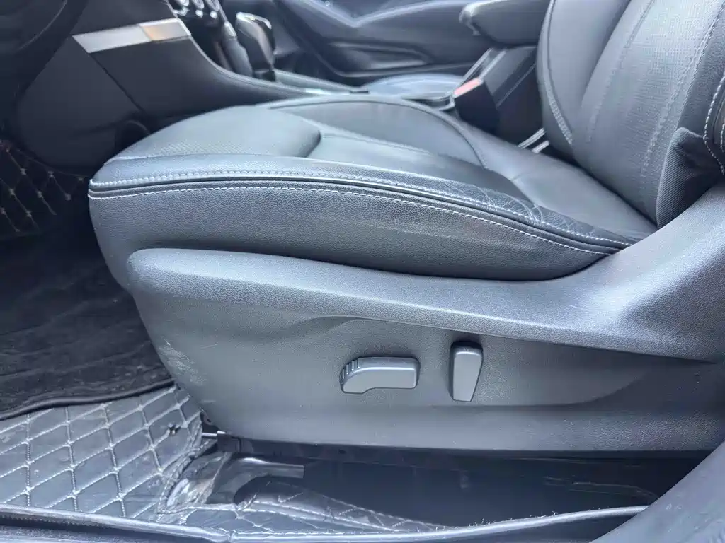 Subaru Subaru Forester 2021 2.0i Luxury Edition EyeSight 2021 - thumbnail 22