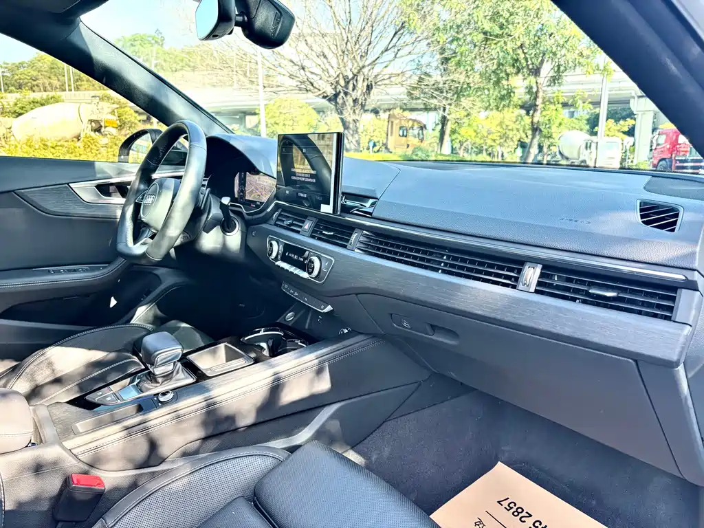 Audi Audi A4L 2023 40 TFSI Premium Dynamic Edition 2023 - thumbnail 8