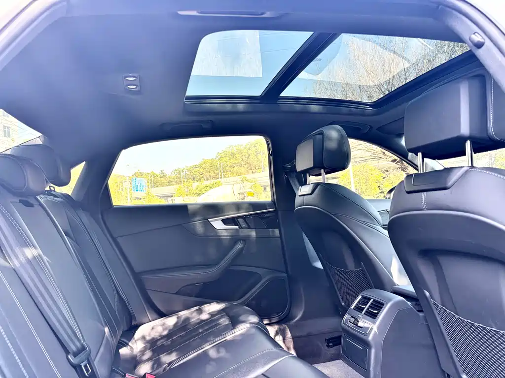 Audi Audi A4L 2023 40 TFSI Premium Dynamic Edition 2023 - thumbnail 10