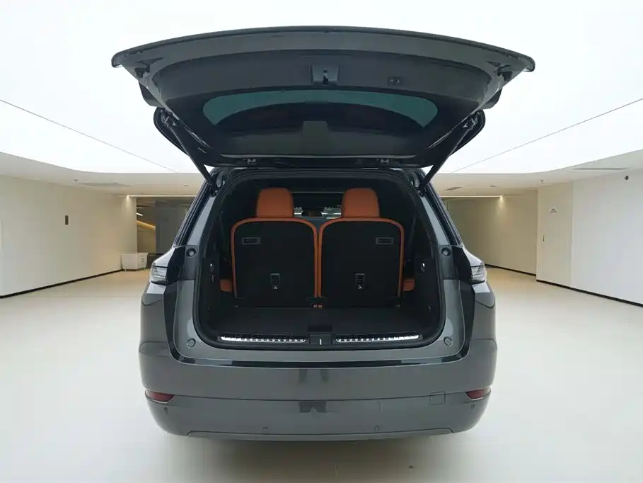 Li Auto Li L9 2024 Pro 2024 - thumbnail 6