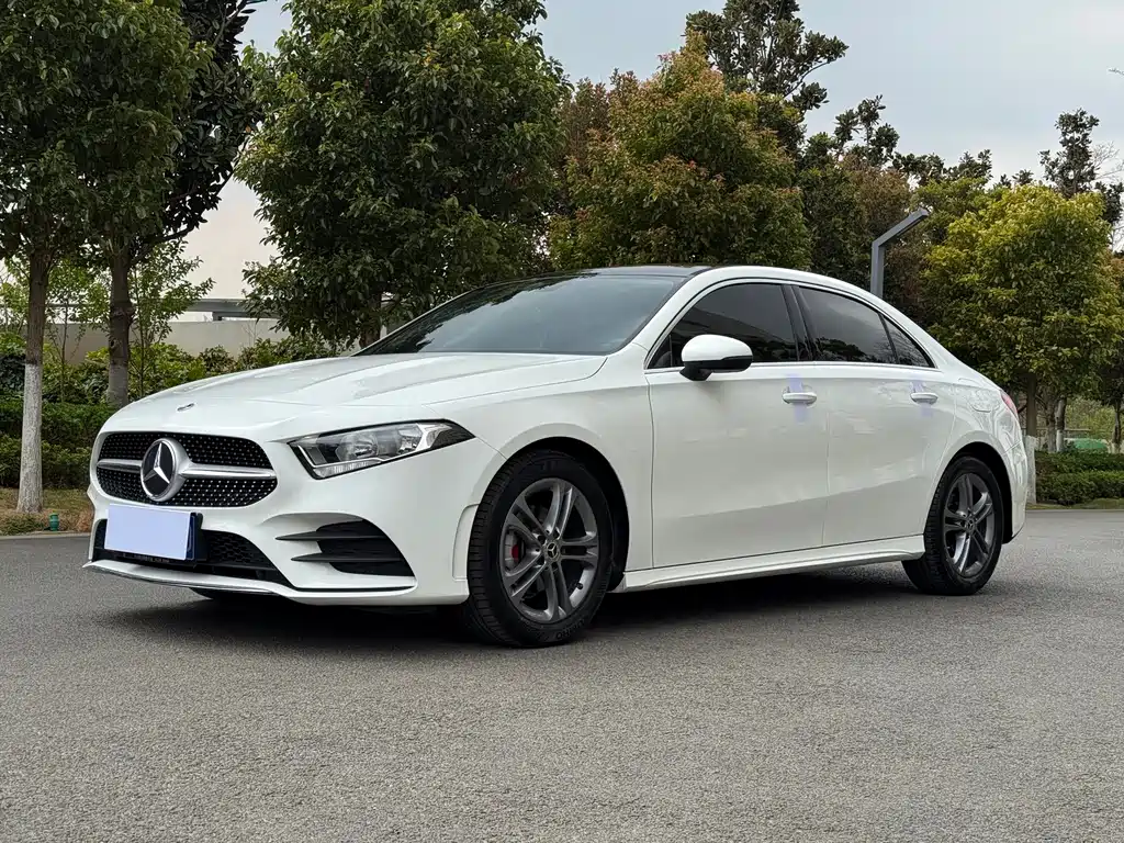 Mercedes-Benz Mercedes-Benz A-Class 2021 A 180 L Sport Sedan 2021