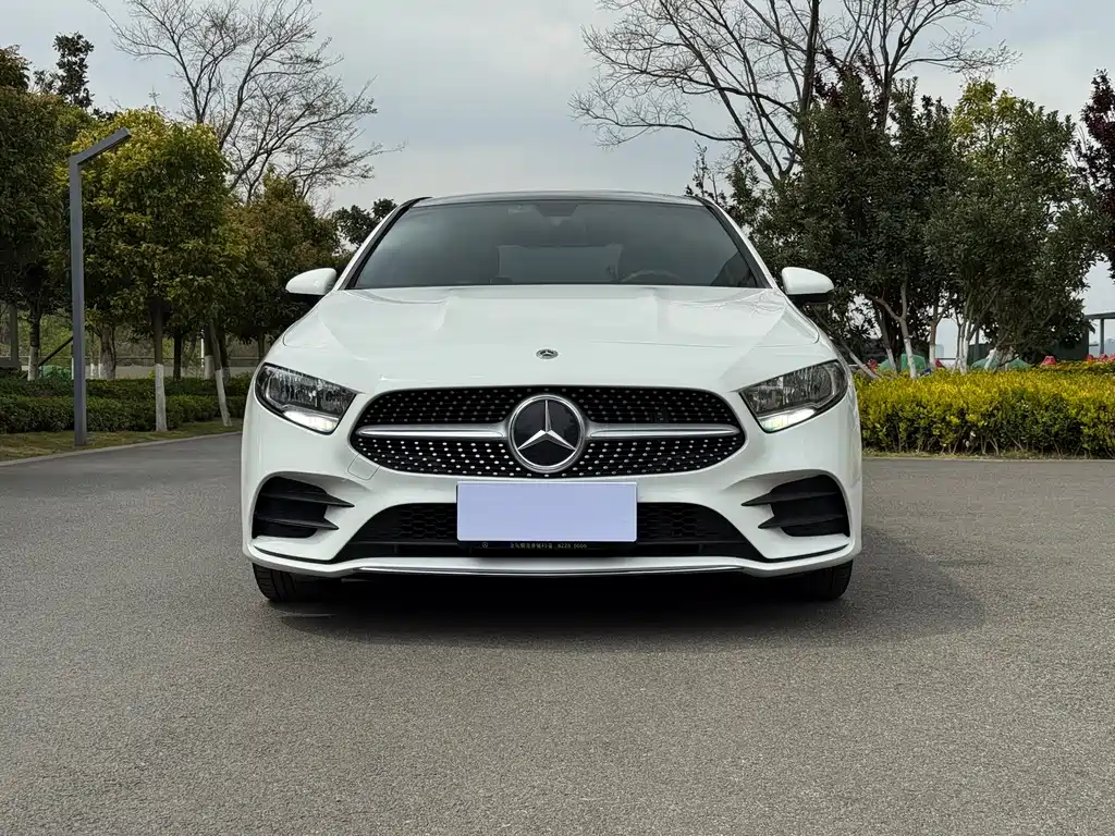Mercedes-Benz Mercedes-Benz A-Class 2021 A 180 L Sport Sedan 2021 - thumbnail 2
