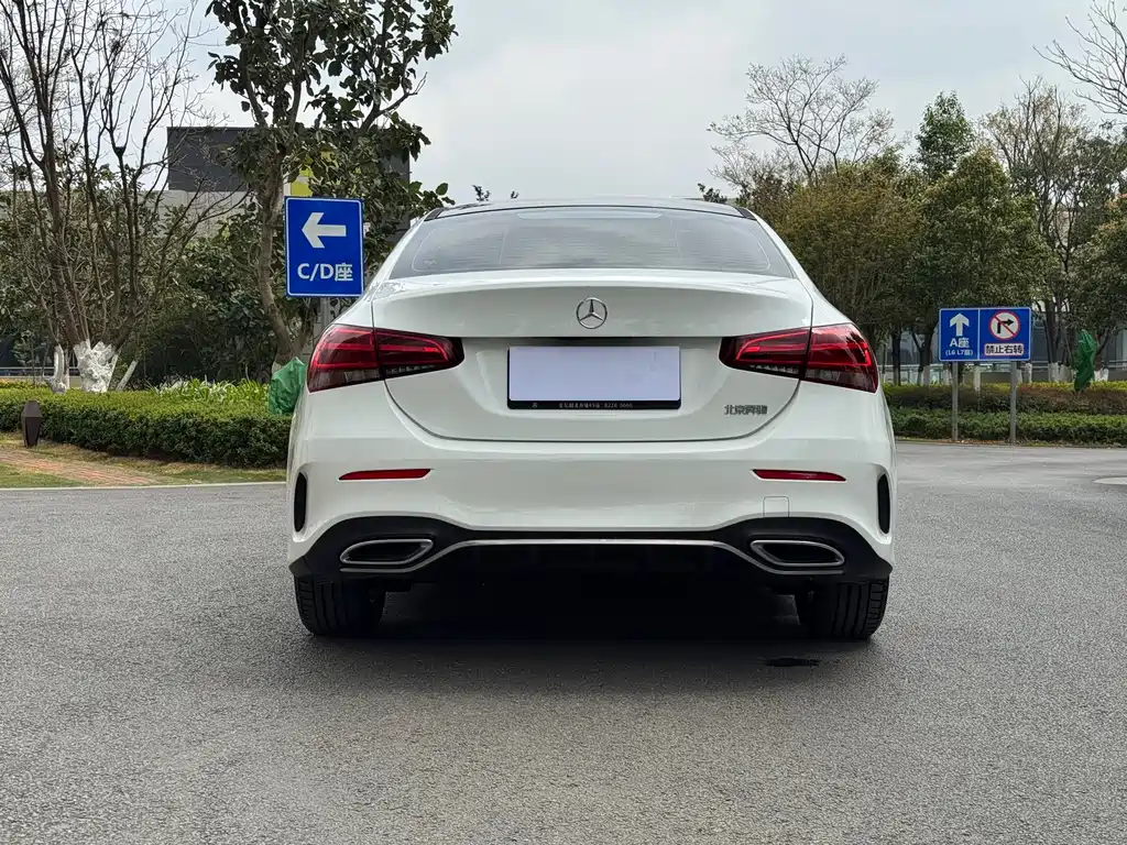 Mercedes-Benz Mercedes-Benz A-Class 2021 A 180 L Sport Sedan 2021 - thumbnail 8