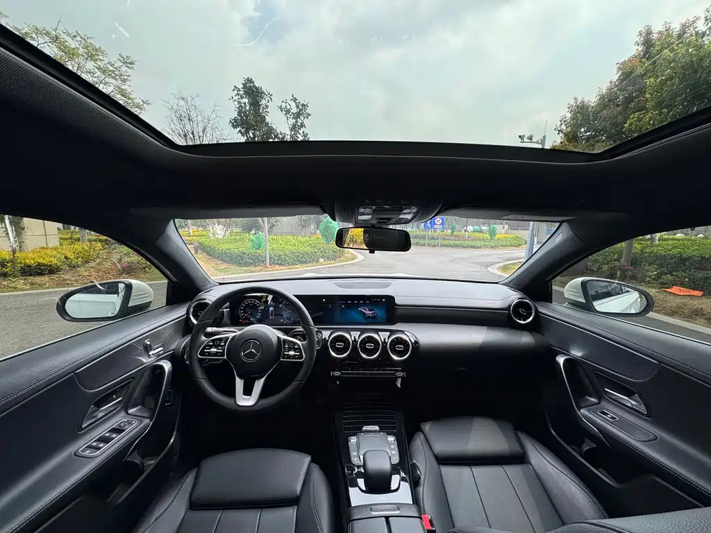 Mercedes-Benz Mercedes-Benz A-Class 2021 A 180 L Sport Sedan 2021 - thumbnail 25
