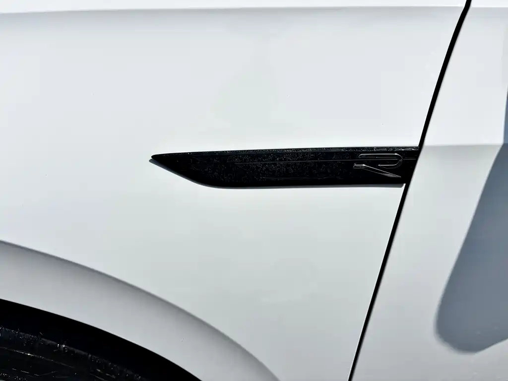 Volkswagen Volkswagen Golf 2023 280TSI DSG Pro 2023 - thumbnail 18