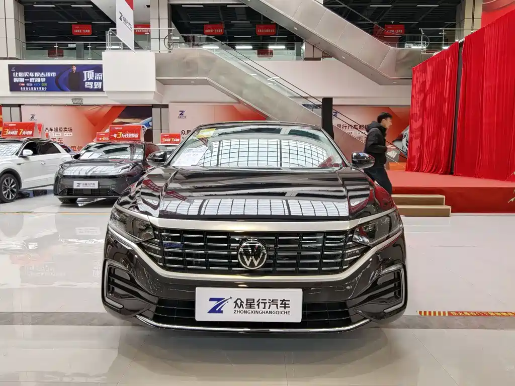 Volkswagen Passat NEV 2025 430PHEV Hybrid Business Edition 2025 - thumbnail 3