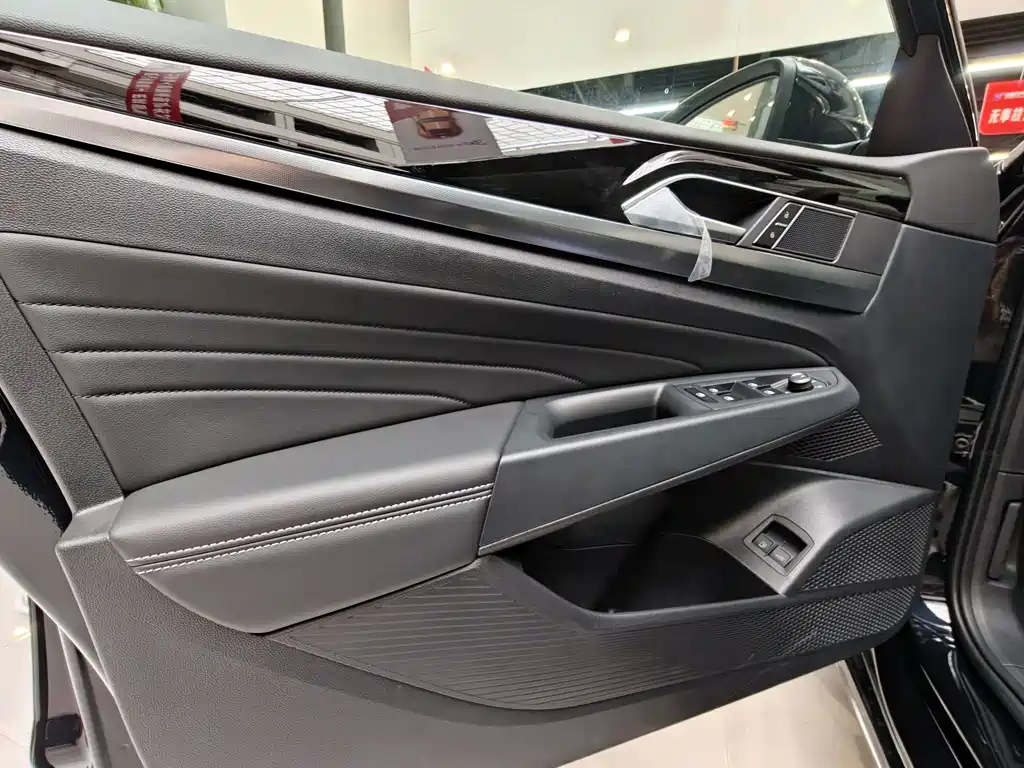 Volkswagen Passat NEV 2025 430PHEV Hybrid Business Edition 2025 - thumbnail 7