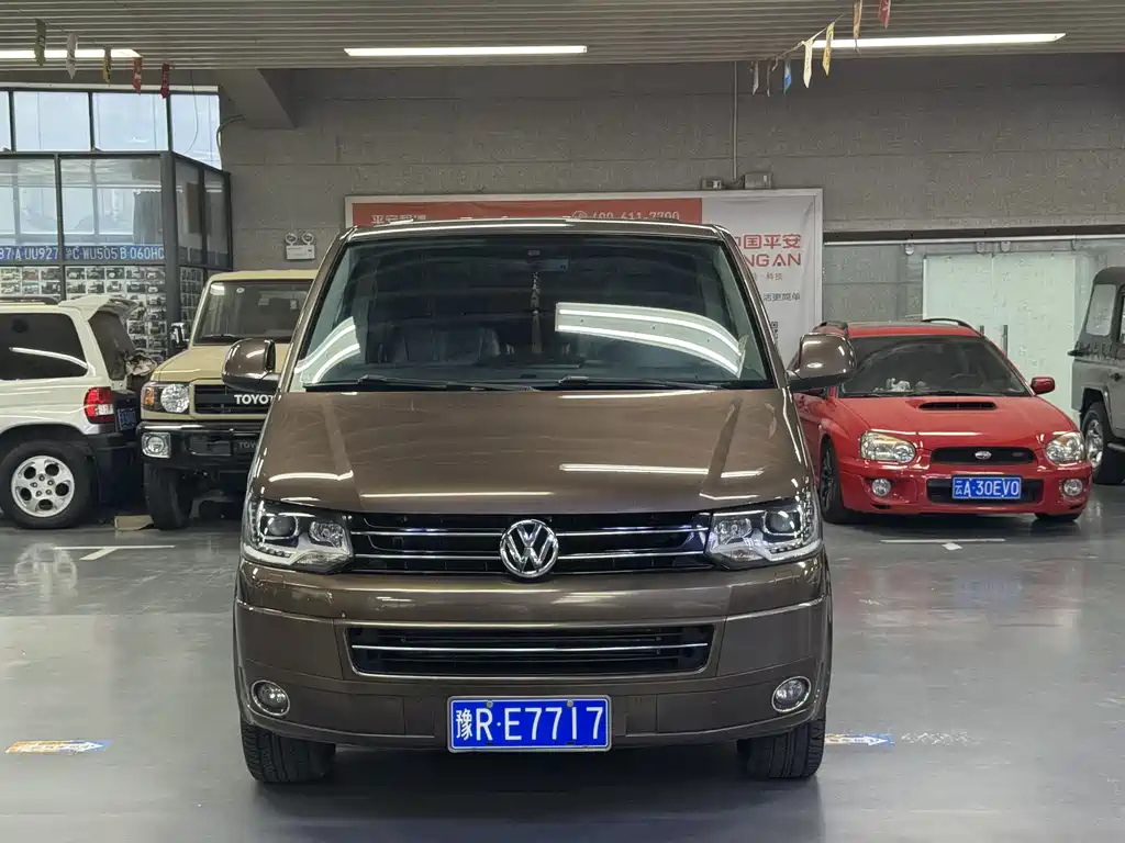 Volkswagen Volkswagen Multivan 2012 2.0TSI 4MOTION Comfortline 2015 - thumbnail 3