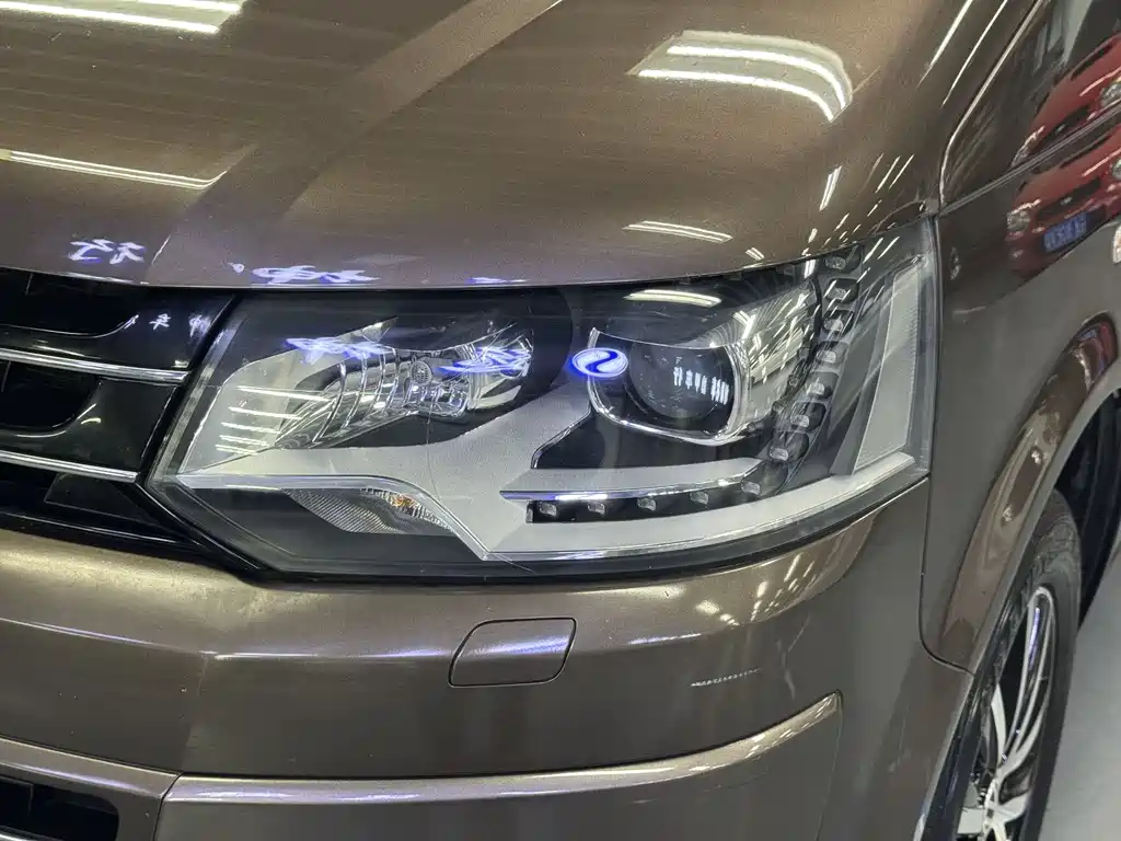 Volkswagen Volkswagen Multivan 2012 2.0TSI 4MOTION Comfortline 2015 - thumbnail 7
