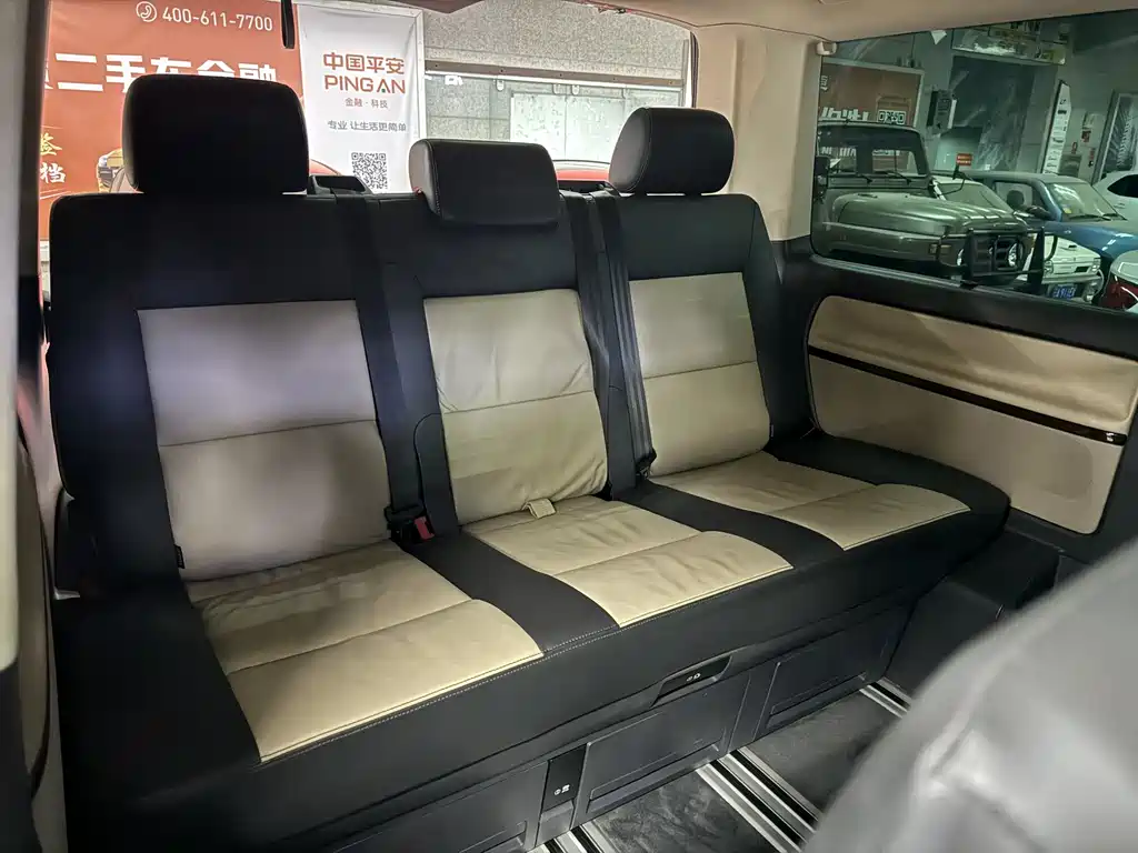 Volkswagen Volkswagen Multivan 2012 2.0TSI 4MOTION Comfortline 2015 - thumbnail 19