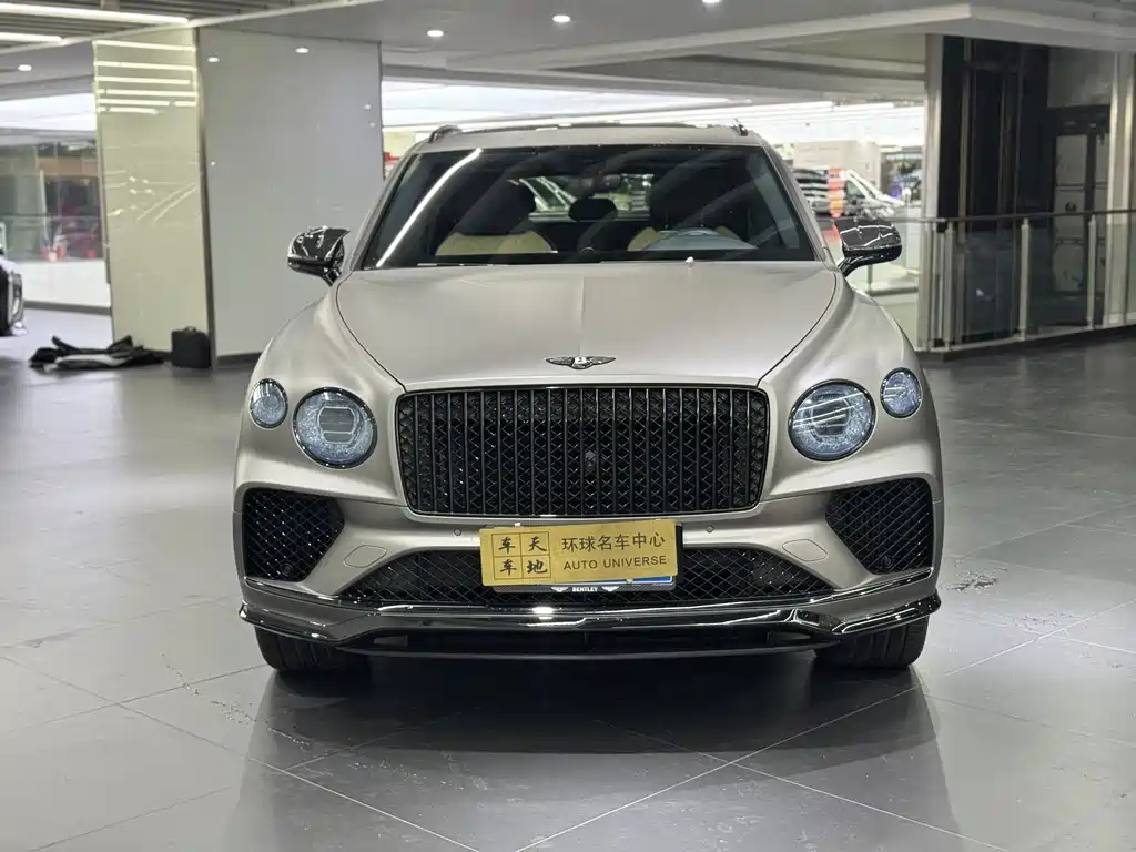 Bentley Bentayga 2022 4.0T V8 2022 - thumbnail 2
