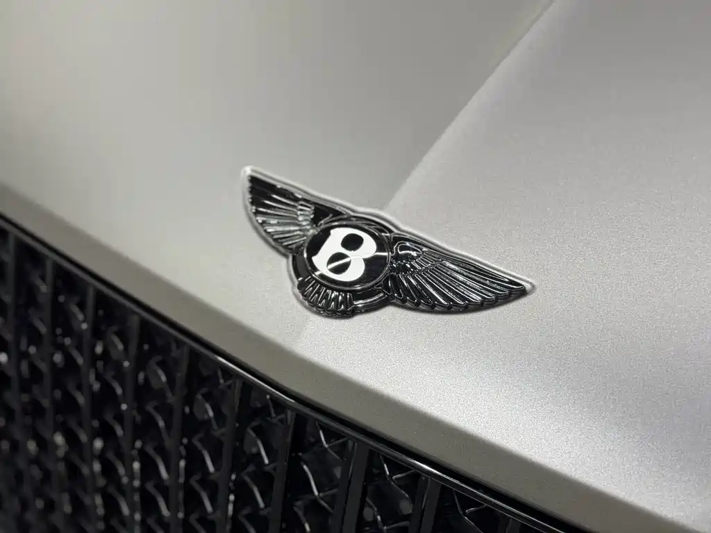 Bentley Bentayga 2022 4.0T V8 2022 - thumbnail 4