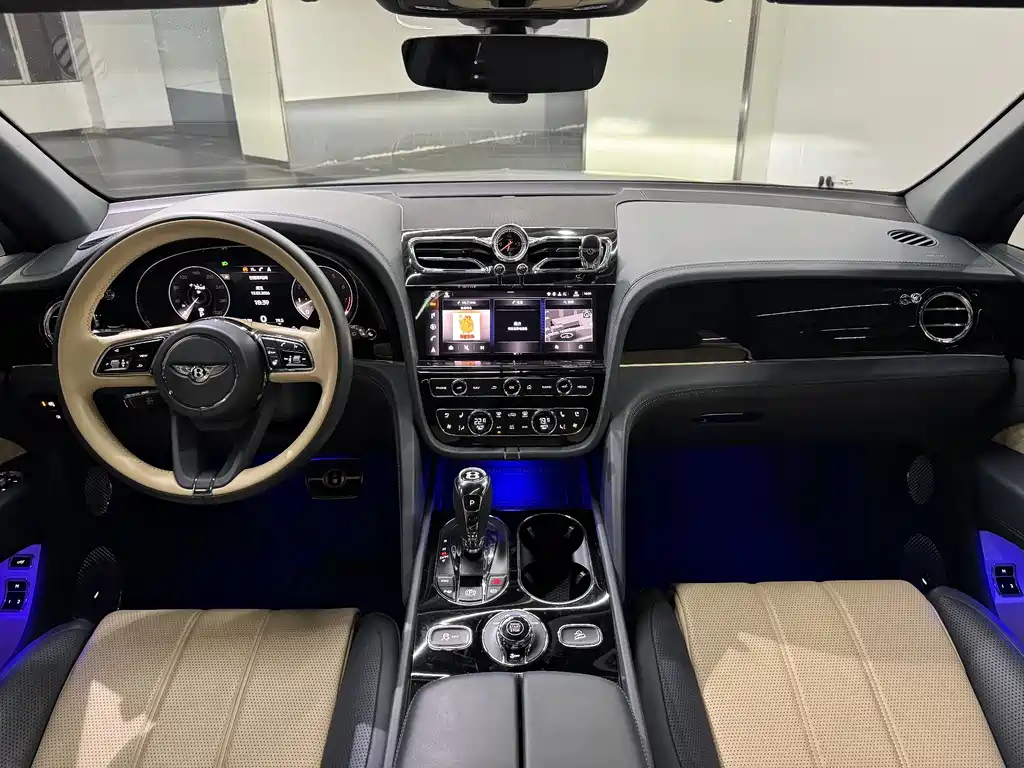 Bentley Bentayga 2022 4.0T V8 2022 - thumbnail 6