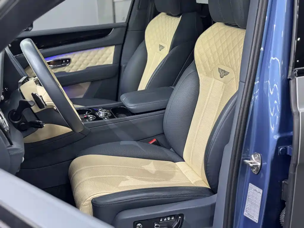 Bentley Bentayga 2022 4.0T V8 2022 - thumbnail 9