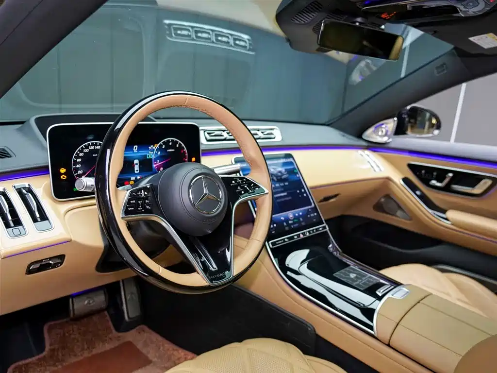 Mercedes-Benz Maybach S-Class 2022 S 680 4MATIC Virgil Abloh Limited Edition 2023 - thumbnail 10