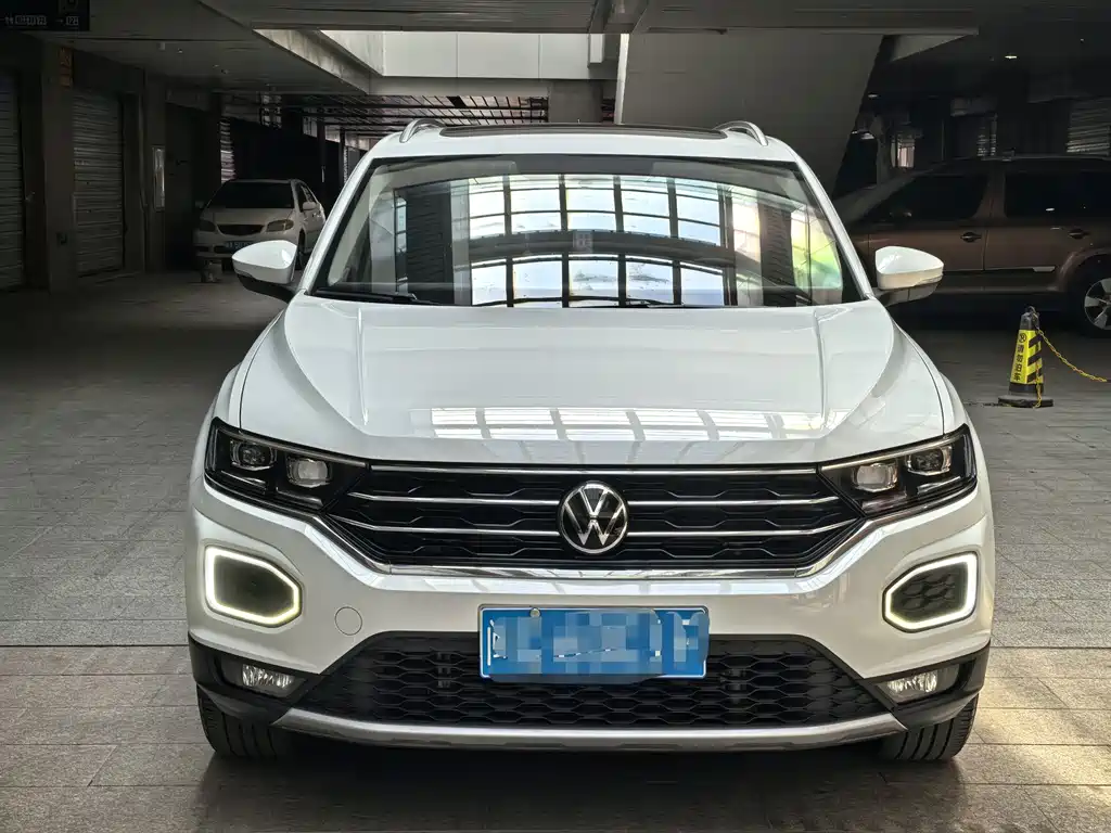 Volkswagen T-Roc 2022 280TSI DSG 2WD Elite PLUS 2023 - thumbnail 2