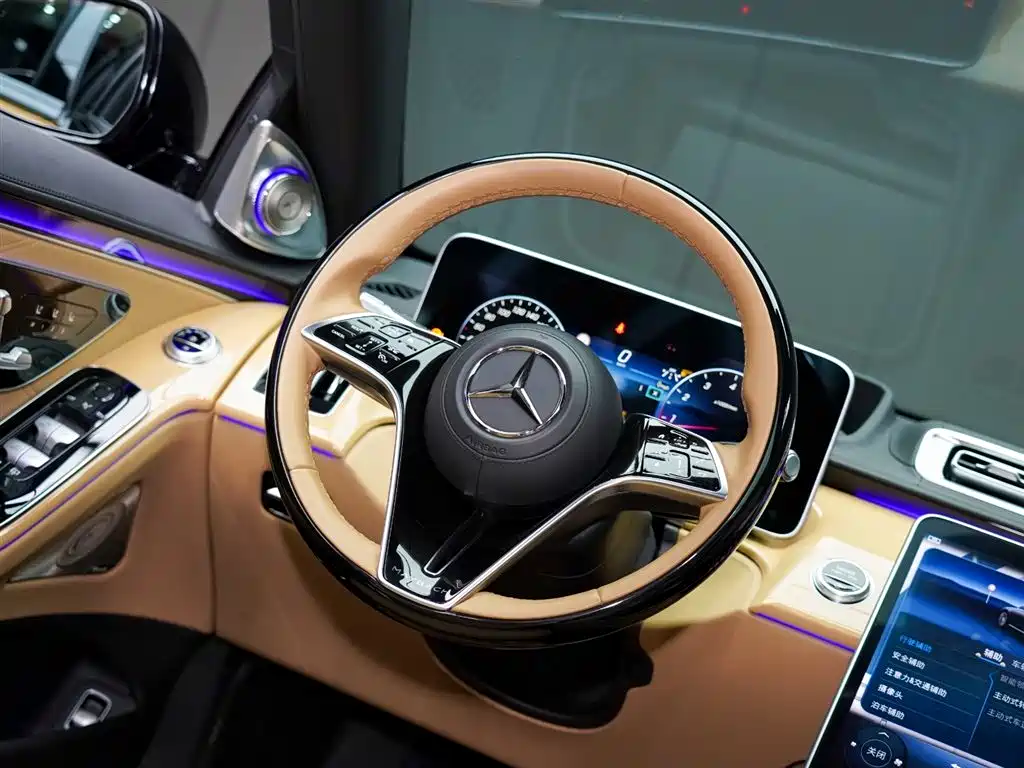 Mercedes-Benz Maybach S-Class 2022 S 680 4MATIC Virgil Abloh Limited Edition 2023 - thumbnail 22