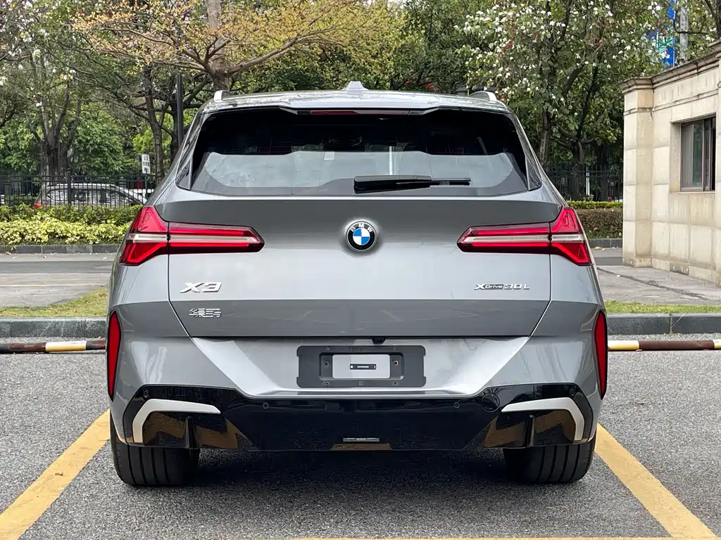 BMW BMW X3 2025 xDrive30L Premium M Sport Package 2025 - thumbnail 5