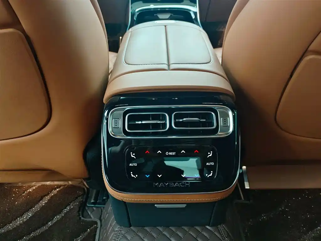 Mercedes-Benz Maybach S-Class 2024 S 480 4MATIC 2024 - thumbnail 13