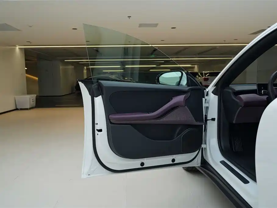 NIO NIO ET5T 2024 75kWh Touring 2025 - thumbnail 17