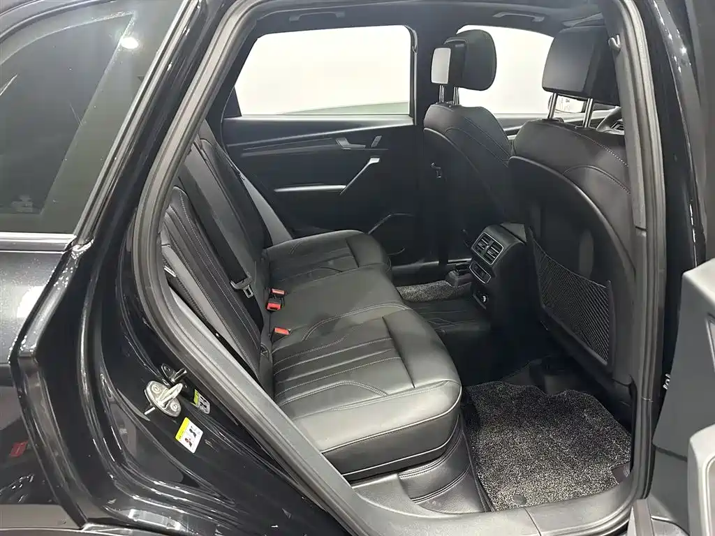 Audi Audi Q5L 2024 40 TFSI Luxury Dynamic Model 2024 - thumbnail 7