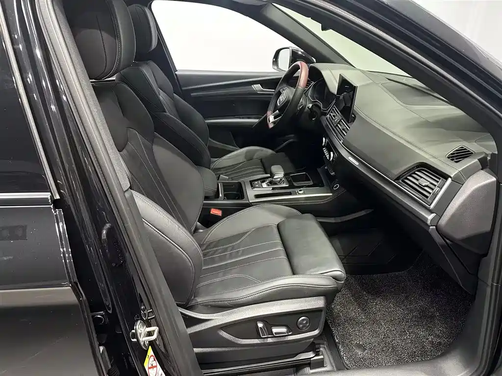 Audi Audi Q5L 2024 40 TFSI Luxury Dynamic Model 2024 - thumbnail 15