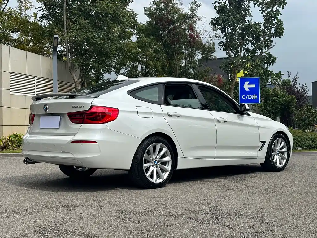 BMW BMW 3 Series GT 2018 320i Fashion Edition 2018 - thumbnail 7