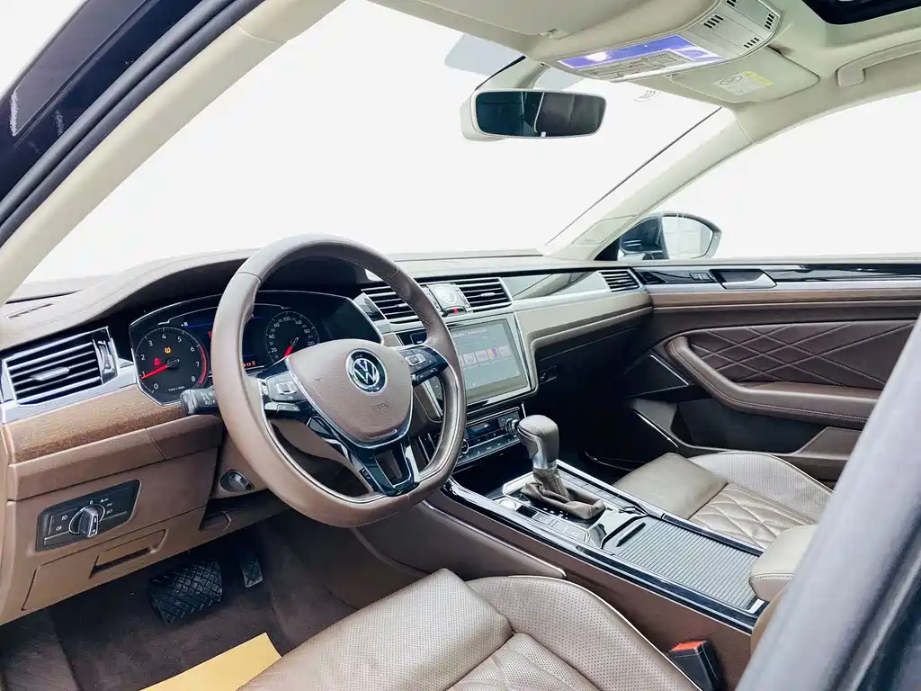 Volkswagen Volkswagen Phideon 2021 380TSI Elegant Edition 2022 - thumbnail 12