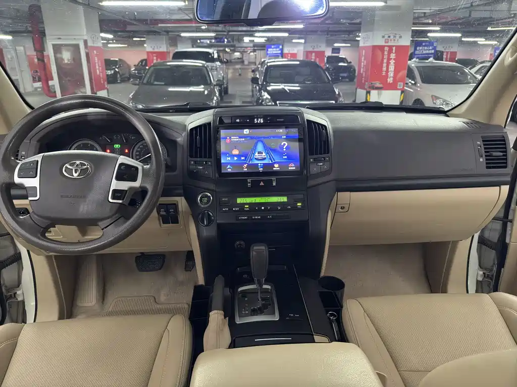 Toyota Land Cruiser 2015 4.0L V6 Middle East Limited Edition 2015 - thumbnail 8