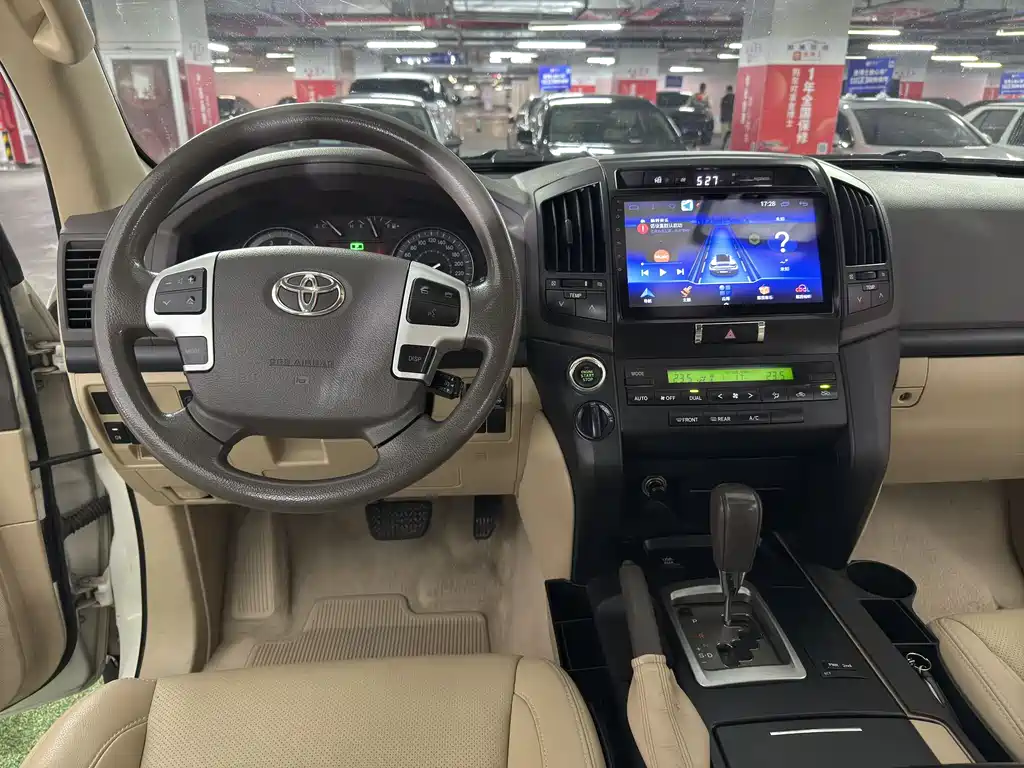 Toyota Land Cruiser 2015 4.0L V6 Middle East Limited Edition 2015 - thumbnail 10