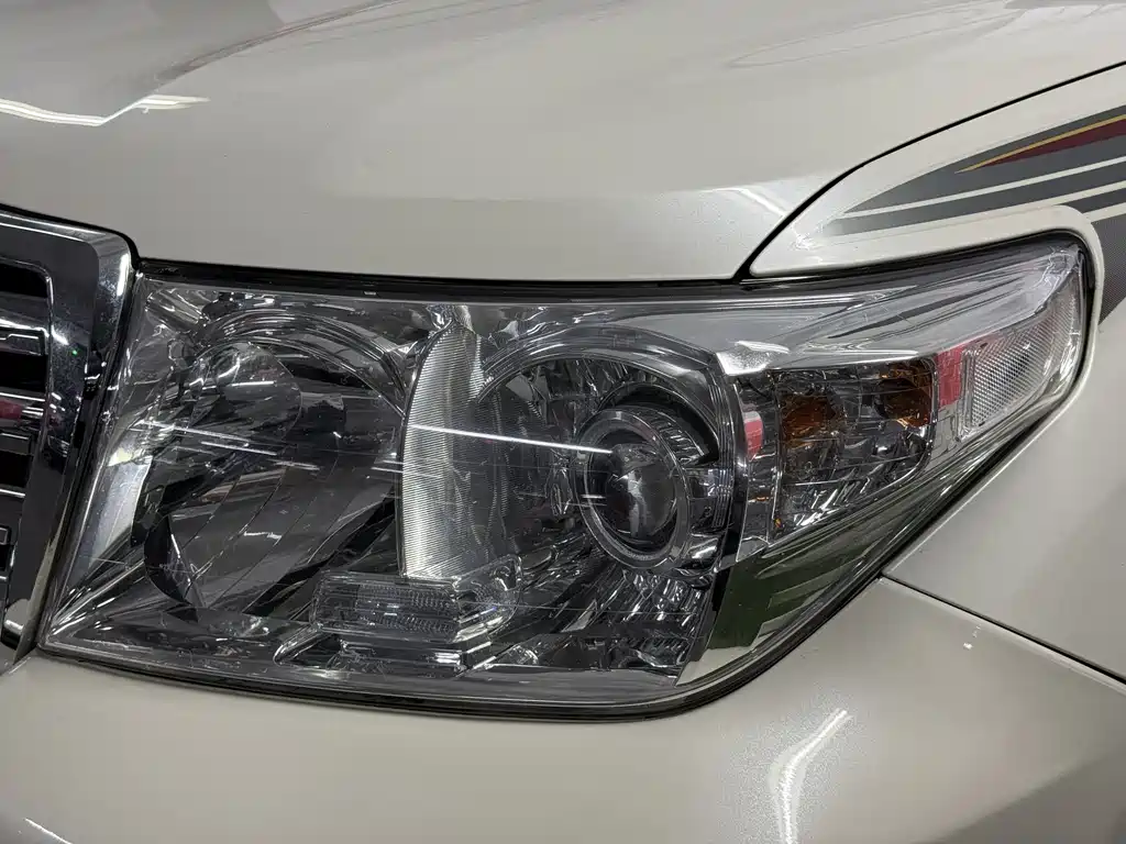 Toyota Land Cruiser 2015 4.0L V6 Middle East Limited Edition 2015 - thumbnail 12