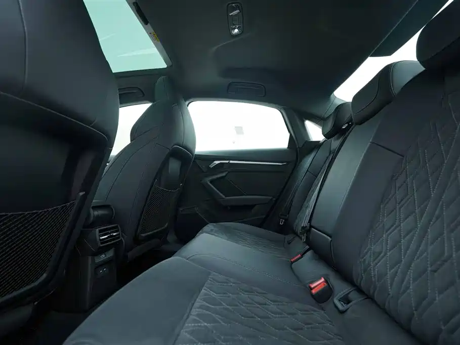 Audi Audi A3 2024 A3L Limousine 35 TFSI Luxury Sport Model 2024 - thumbnail 19