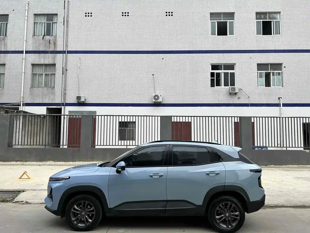 Baojun Baojun RS-3 2020 1.5L CVT Elite Model 24-Hour Online 2019 - thumbnail 3