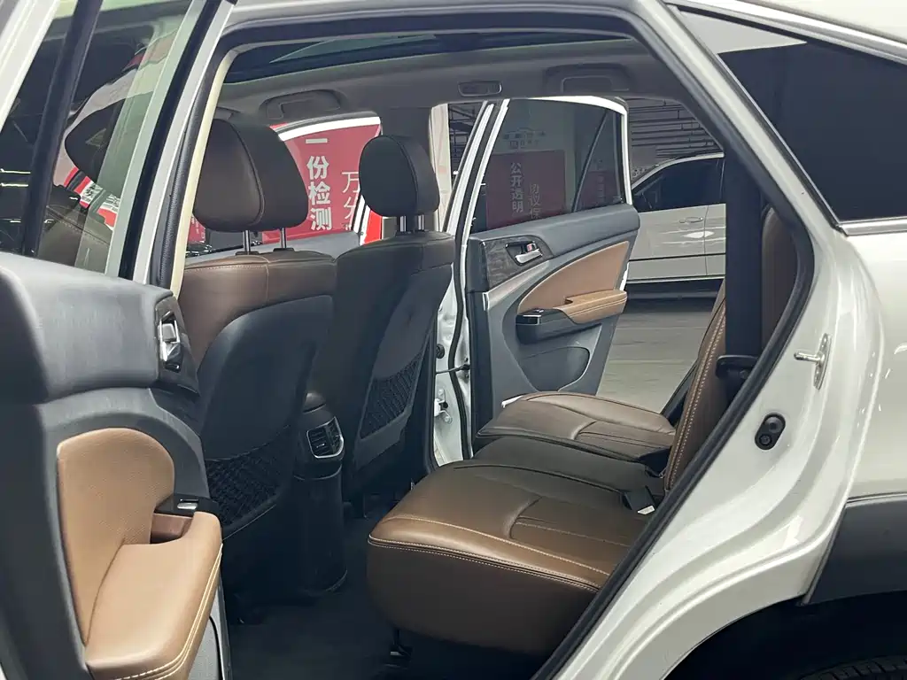BYD BYD Tang New Energy 2015 2.0T AWD Flagship 2016 - thumbnail 9