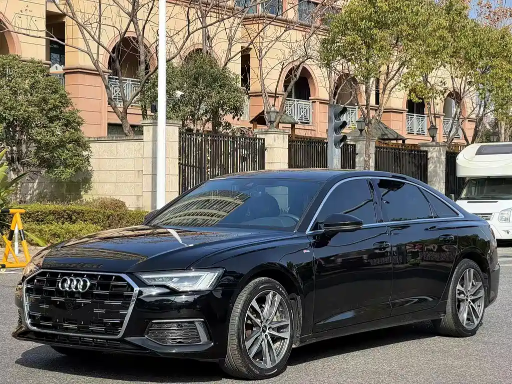 Audi Audi A6L 2022 40 TFSI Luxury Dynamic Model 2022