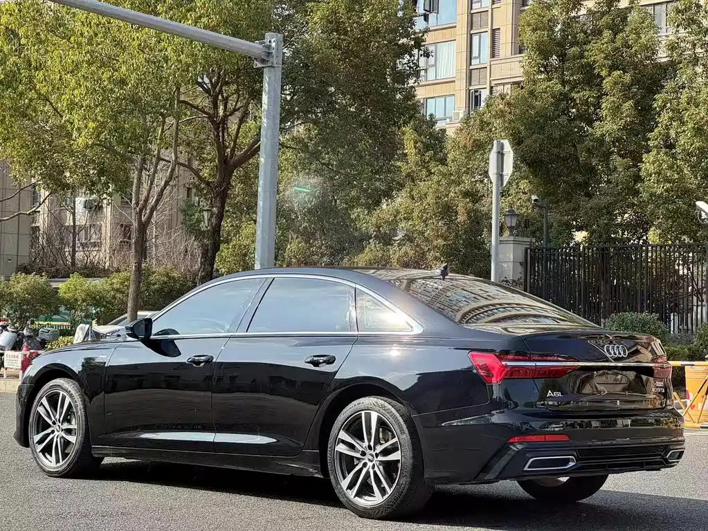 Audi Audi A6L 2022 40 TFSI Luxury Dynamic Model 2022 - thumbnail 6
