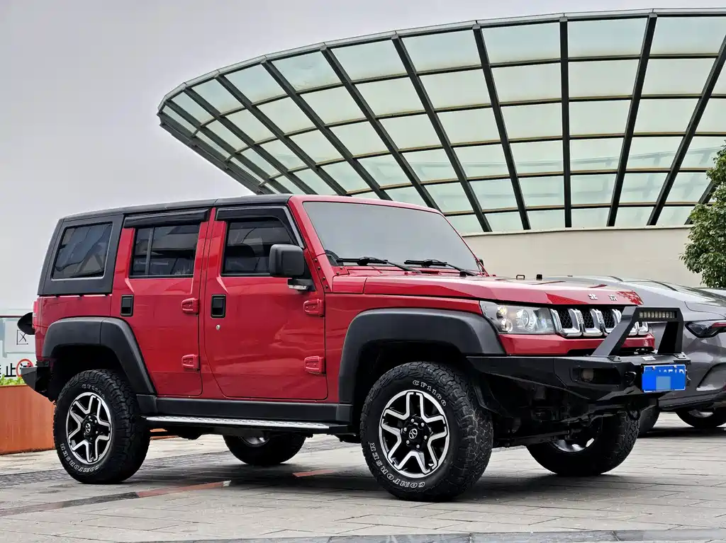Beijing Off-Road Beijing Off-road BJ40 2016 40L 2.0T Manual 4WD Premium Edition 2018 - thumbnail 3
