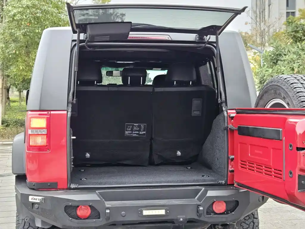 Beijing Off-Road Beijing Off-road BJ40 2016 40L 2.0T Manual 4WD Premium Edition 2018 - thumbnail 11