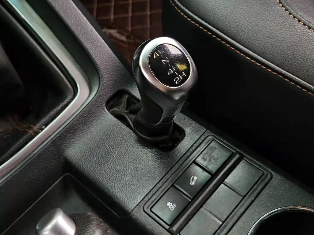 Beijing Off-Road Beijing Off-road BJ40 2016 40L 2.0T Manual 4WD Premium Edition 2018 - thumbnail 12