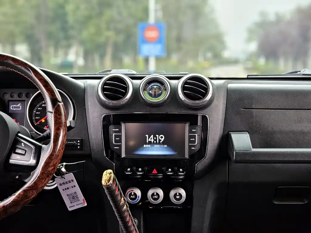 Beijing Off-Road Beijing Off-road BJ40 2016 40L 2.0T Manual 4WD Premium Edition 2018 - thumbnail 13