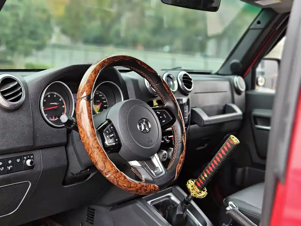Beijing Off-Road Beijing Off-road BJ40 2016 40L 2.0T Manual 4WD Premium Edition 2018 - thumbnail 17