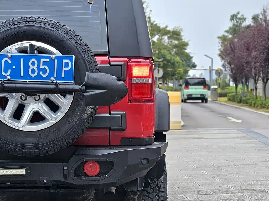 Beijing Off-Road Beijing Off-road BJ40 2016 40L 2.0T Manual 4WD Premium Edition 2018 - thumbnail 19