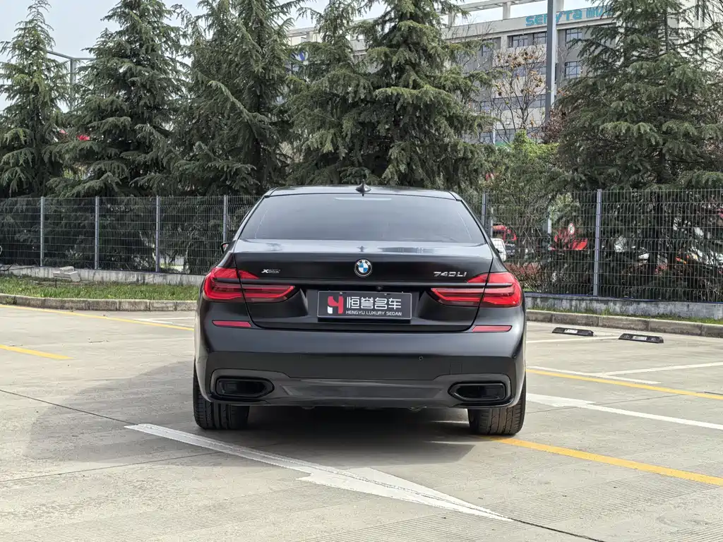 BMW BMW 7 Series 2018 740Li xDrive M Sport Package Black Flame Edition 2018 - thumbnail 29