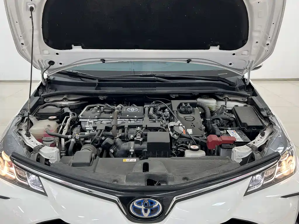 Toyota Toyota Corolla 2021 Hybrid 1.8L E-CVT Premium Edition 2022 - thumbnail 17