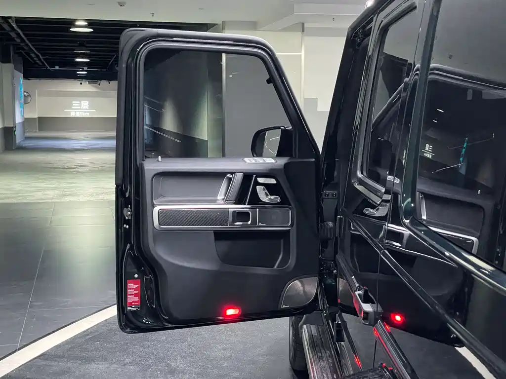 Mercedes-Benz Mercedes-Benz G-Class AMG 2022 AMG G 63 2023 - thumbnail 8