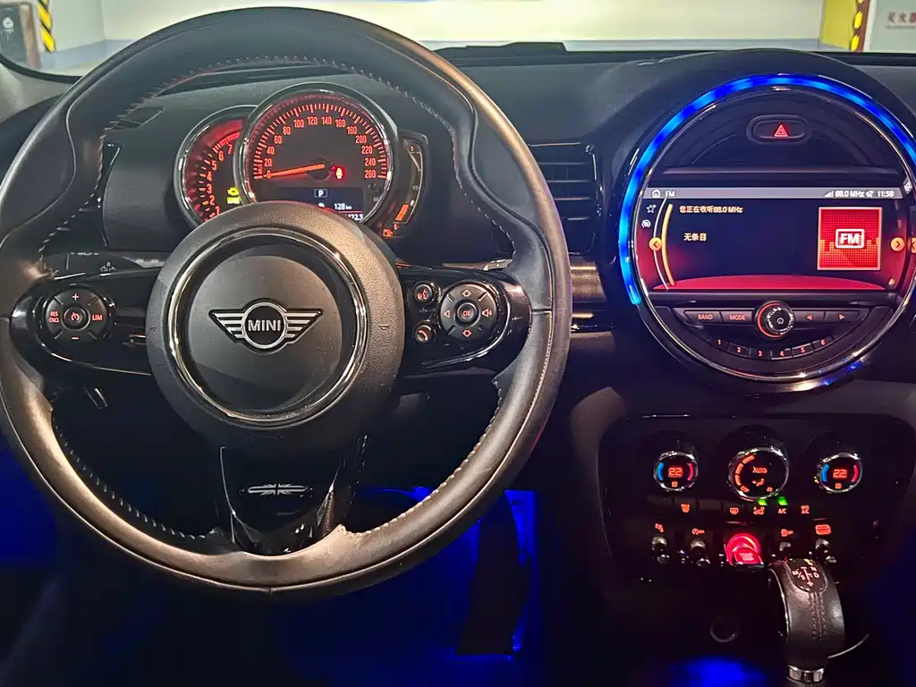 MINI MINI CLUBMAN 2018 2.0T COOPER S Artist 2019 - thumbnail 16