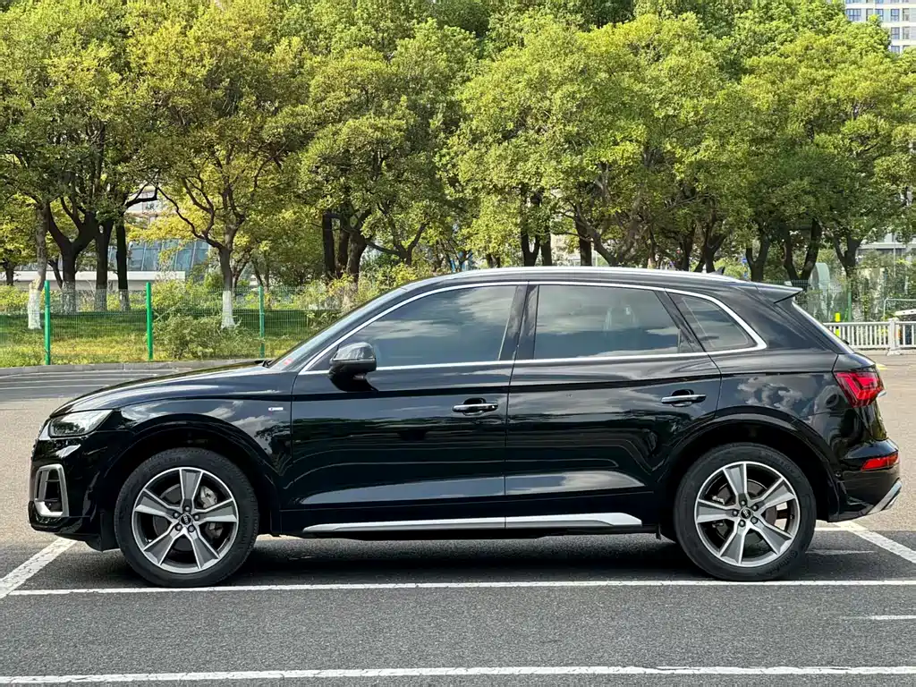 Audi Audi Q5L 2022 Facelift 45T Luxury Dynamic Model 2022 - thumbnail 10