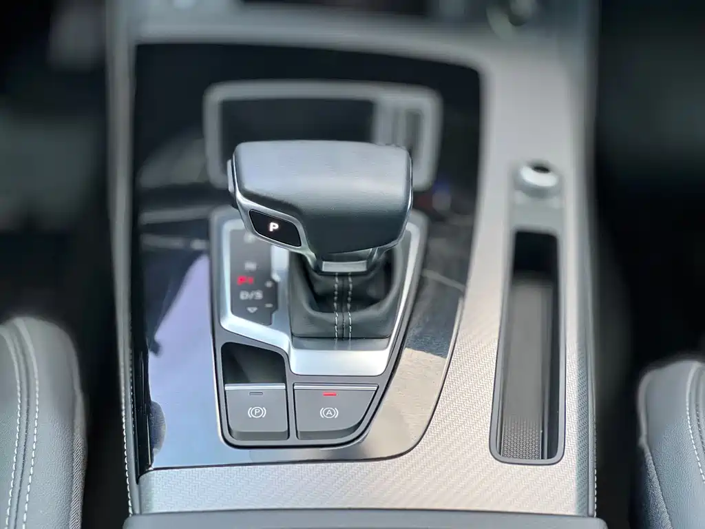 Audi Audi Q5L 2022 Facelift 45T Luxury Dynamic Model 2022 - thumbnail 15