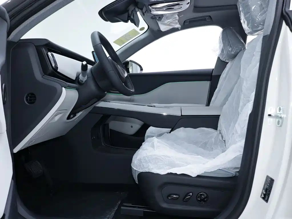 Lantu Auto Lantu Zhiyin 2024 Long Range Intelligent Enjoyment Edition 2026 - thumbnail 18
