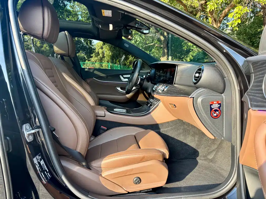 Mercedes-Benz Mercedes-Benz E-Class 2022 E 260 L Sport 2022 - thumbnail 7